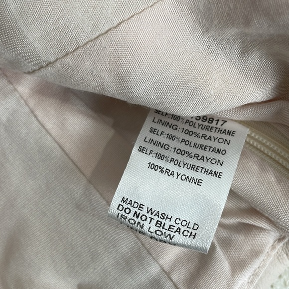 Altar'd State Women’s Cream Tank Top Crop Faux Leather Zipper - Picture 6 of 6